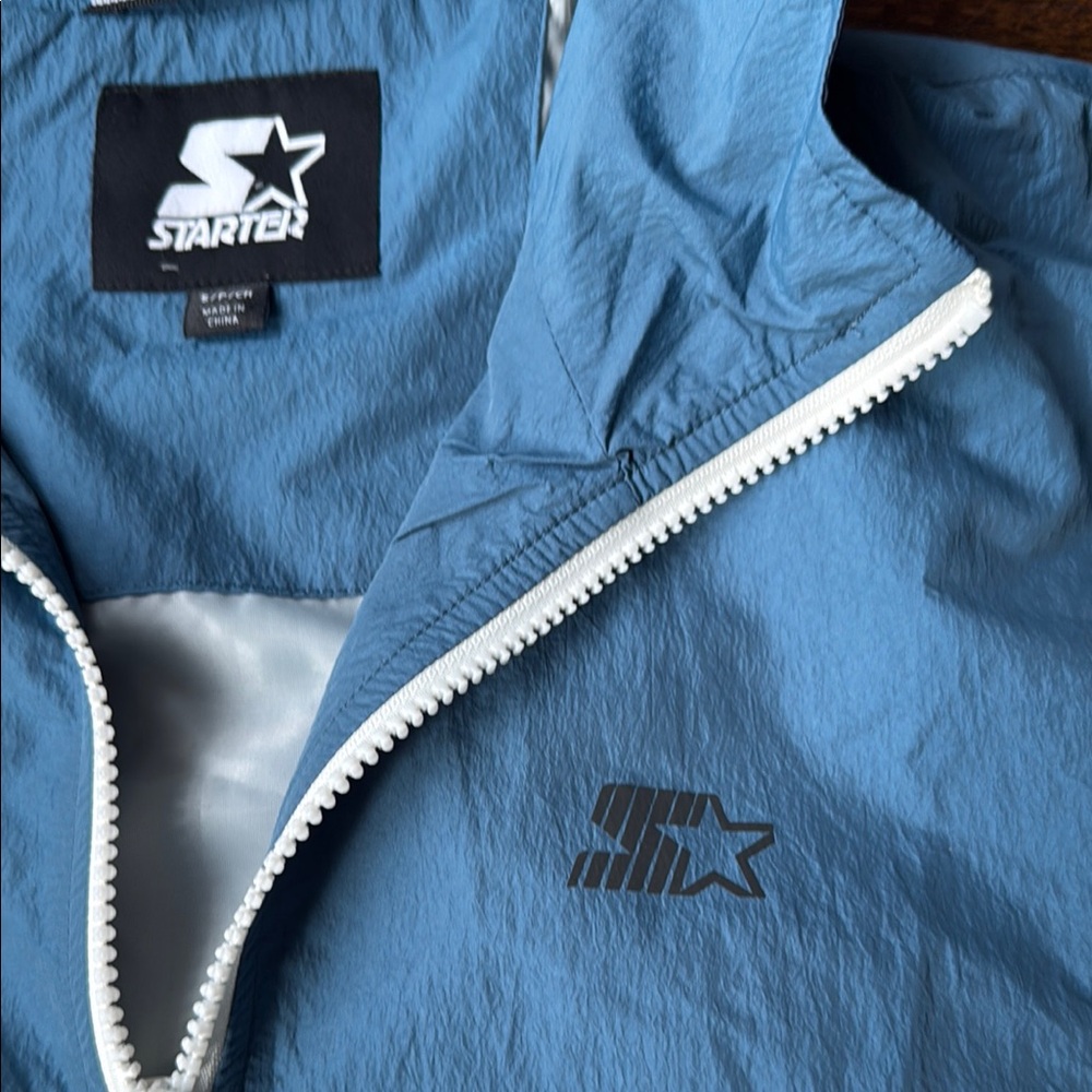 Starter Full Zip Jacket. Starter x Peloton - Picture 3 of 14